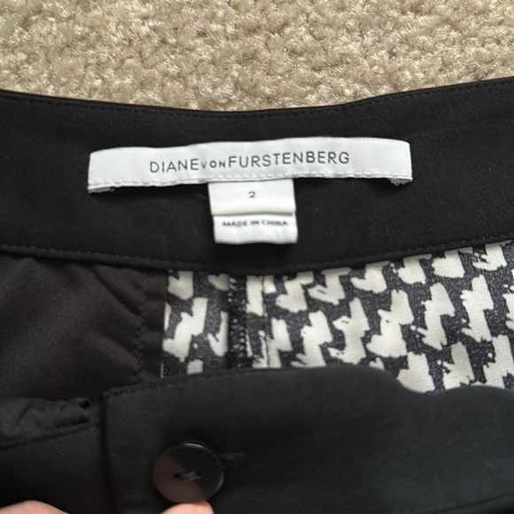 Diane Von Furstenberg Coraline Black White Patterned Pull On Silk Pants Womens 2 - Picture 2 of 13
